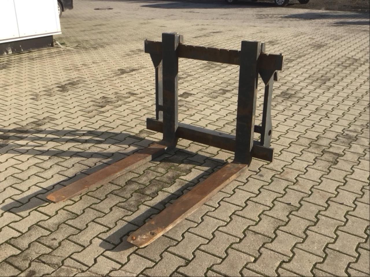 Kramer 1200 mm Palettengabel - Frontlastar för traktor: bild 2 Kramer 1200 mm Palettengabel - Frontlastar för traktor: bild 2