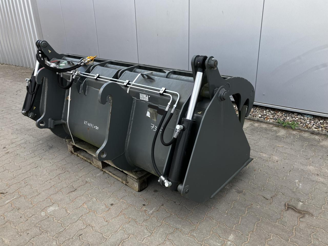 Kramer 2400 mm - Skopa: bild 4 Kramer 2400 mm - Skopa: bild 4