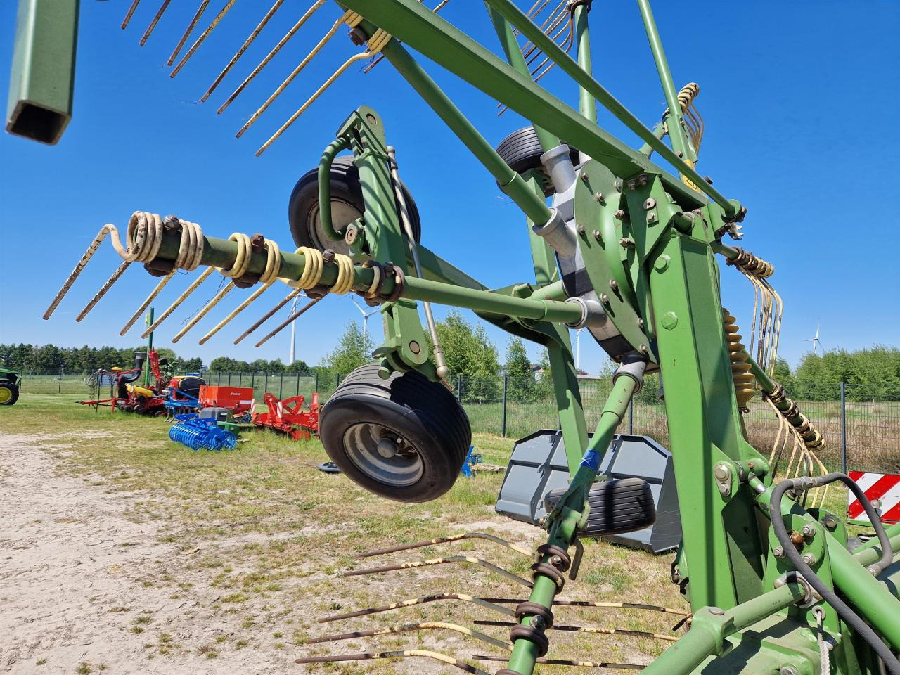 Krone Swadro 807 - Hövändare: bild 4 Krone Swadro 807 - Hövändare: bild 4