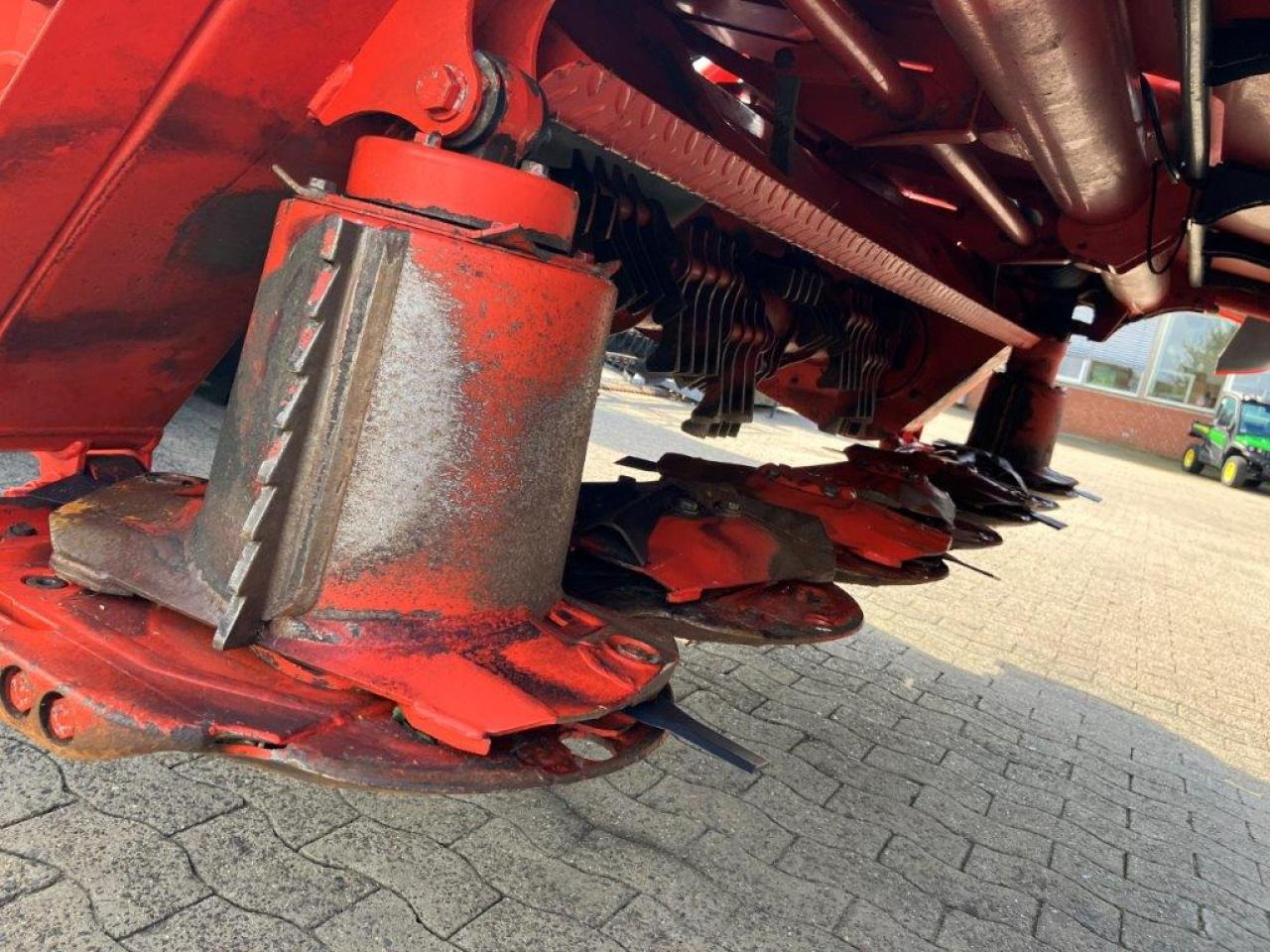 Kuhn FC9330D-RA - Slåttermaskin: bild 3 Kuhn FC9330D-RA - Slåttermaskin: bild 3