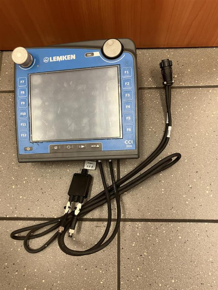 Lemken CCI200 - Navigationssystem för Lantbruksmaskiner: bild 2 Lemken CCI200 - Navigationssystem för Lantbruksmaskiner: bild 2