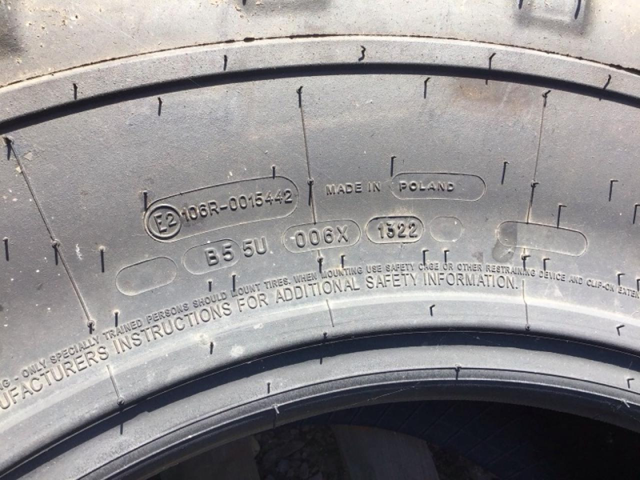 Michelin 460/70R24 - Däck för Lantbruksmaskiner: bild 2 Michelin 460/70R24 - Däck för Lantbruksmaskiner: bild 2