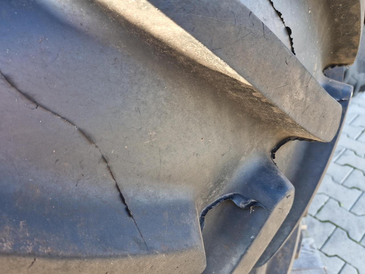 Michelin 480/70R38 - Däck för Lantbruksmaskiner: bild 2 Michelin 480/70R38 - Däck för Lantbruksmaskiner: bild 2