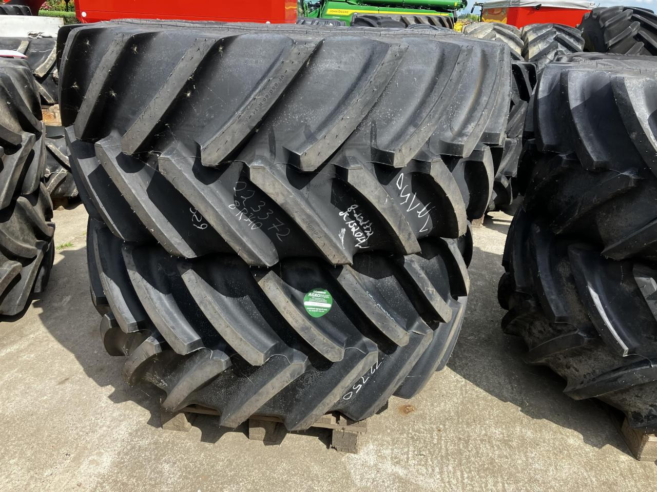 Michelin 650/60R34 VF - Däck för Lantbruksmaskiner: bild 2 Michelin 650/60R34 VF - Däck för Lantbruksmaskiner: bild 2