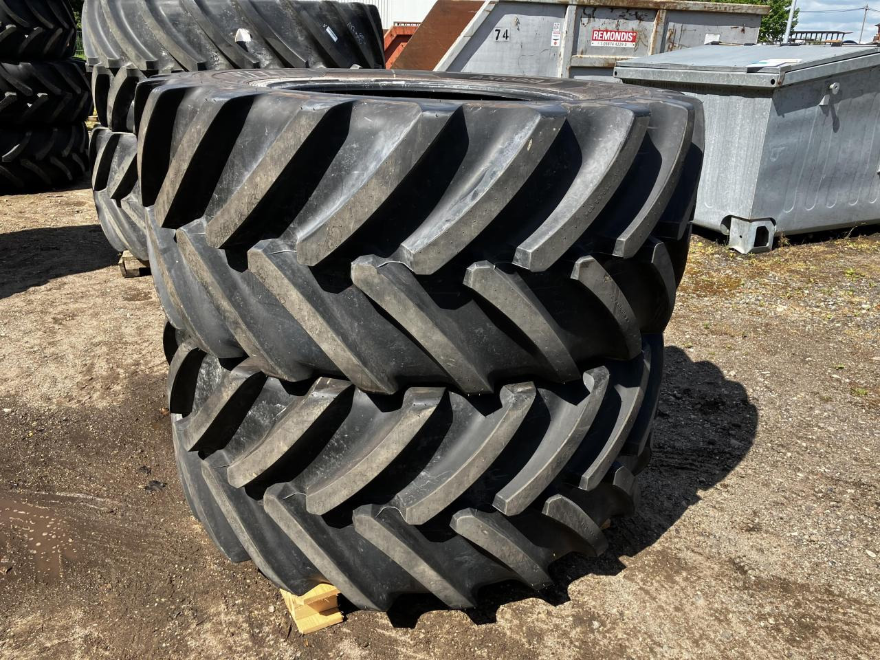 Michelin 710/55R34 VF - Däck för Lantbruksmaskiner: bild 1 Michelin 710/55R34 VF - Däck för Lantbruksmaskiner: bild 1