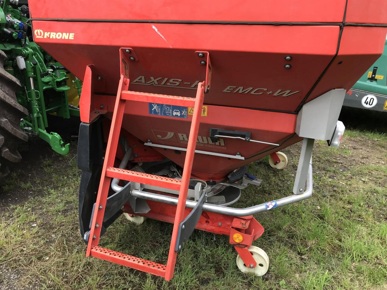 Rauch Axis-H50.1 EMC+W - Mineralgödselspridare: bild 4 Rauch Axis-H50.1 EMC+W - Mineralgödselspridare: bild 4
