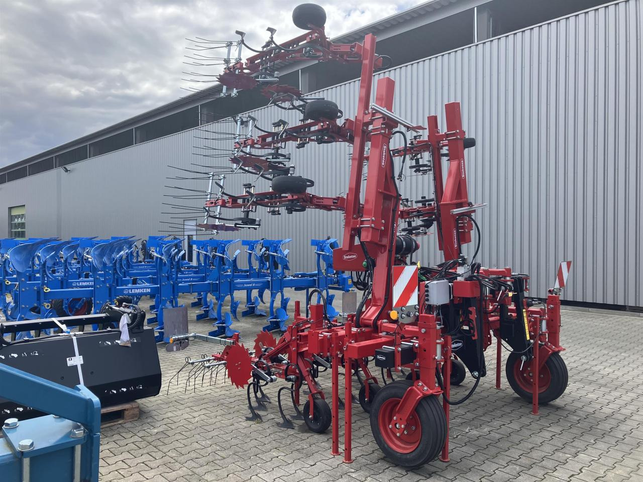 Steketee EC-Weeder 80:8 & EC-Steer 70:7 - Ogräsharv: bild 2 Steketee EC-Weeder 80:8 & EC-Steer 70:7 - Ogräsharv: bild 2