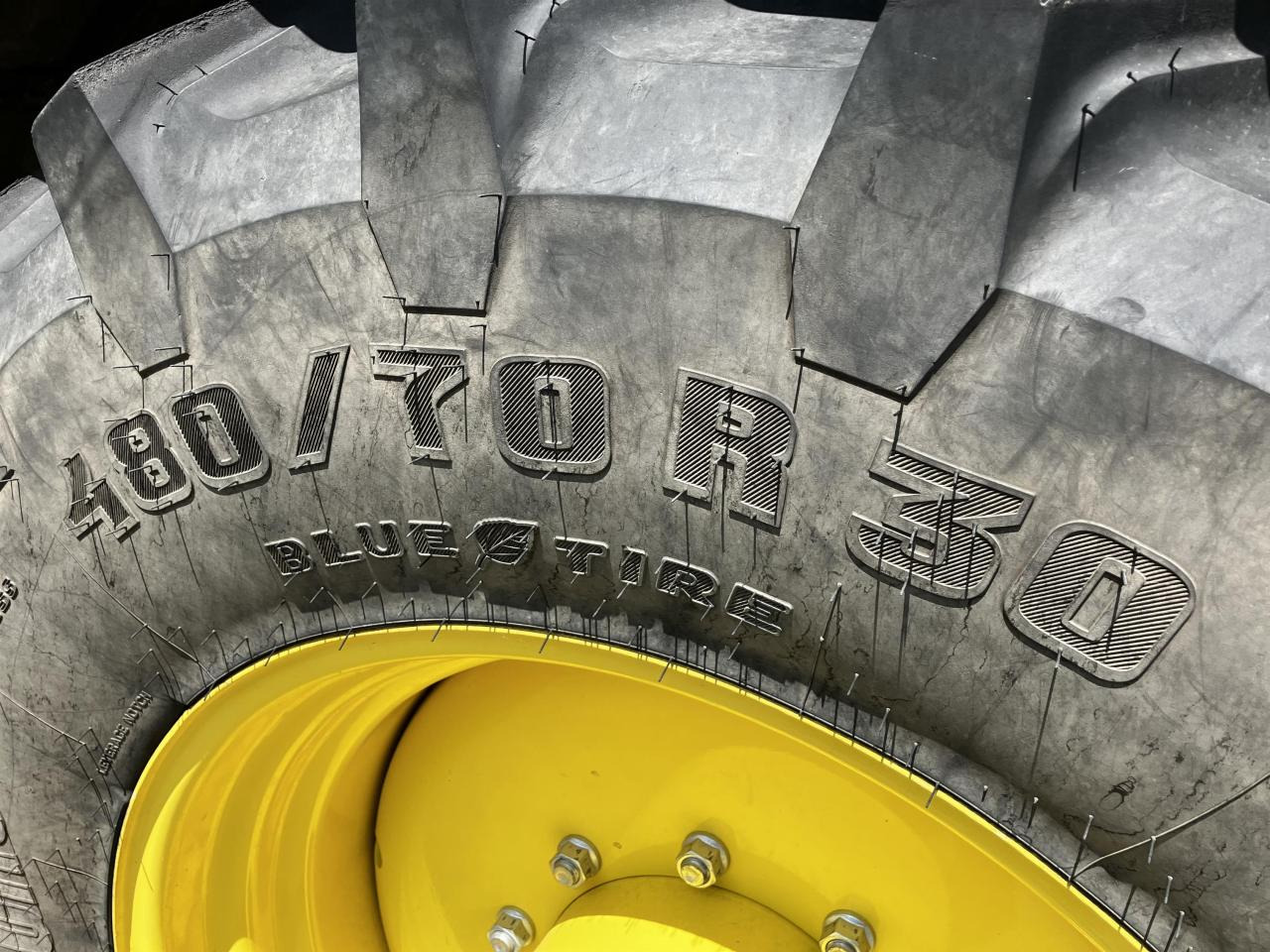 Trelleborg 480/70R30 - Däck för Lantbruksmaskiner: bild 5 Trelleborg 480/70R30 - Däck för Lantbruksmaskiner: bild 5