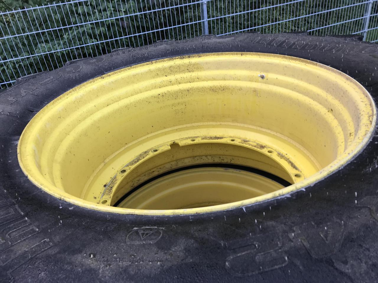 Trelleborg 710/75R42 - Däck för Lantbruksmaskiner: bild 2 Trelleborg 710/75R42 - Däck för Lantbruksmaskiner: bild 2