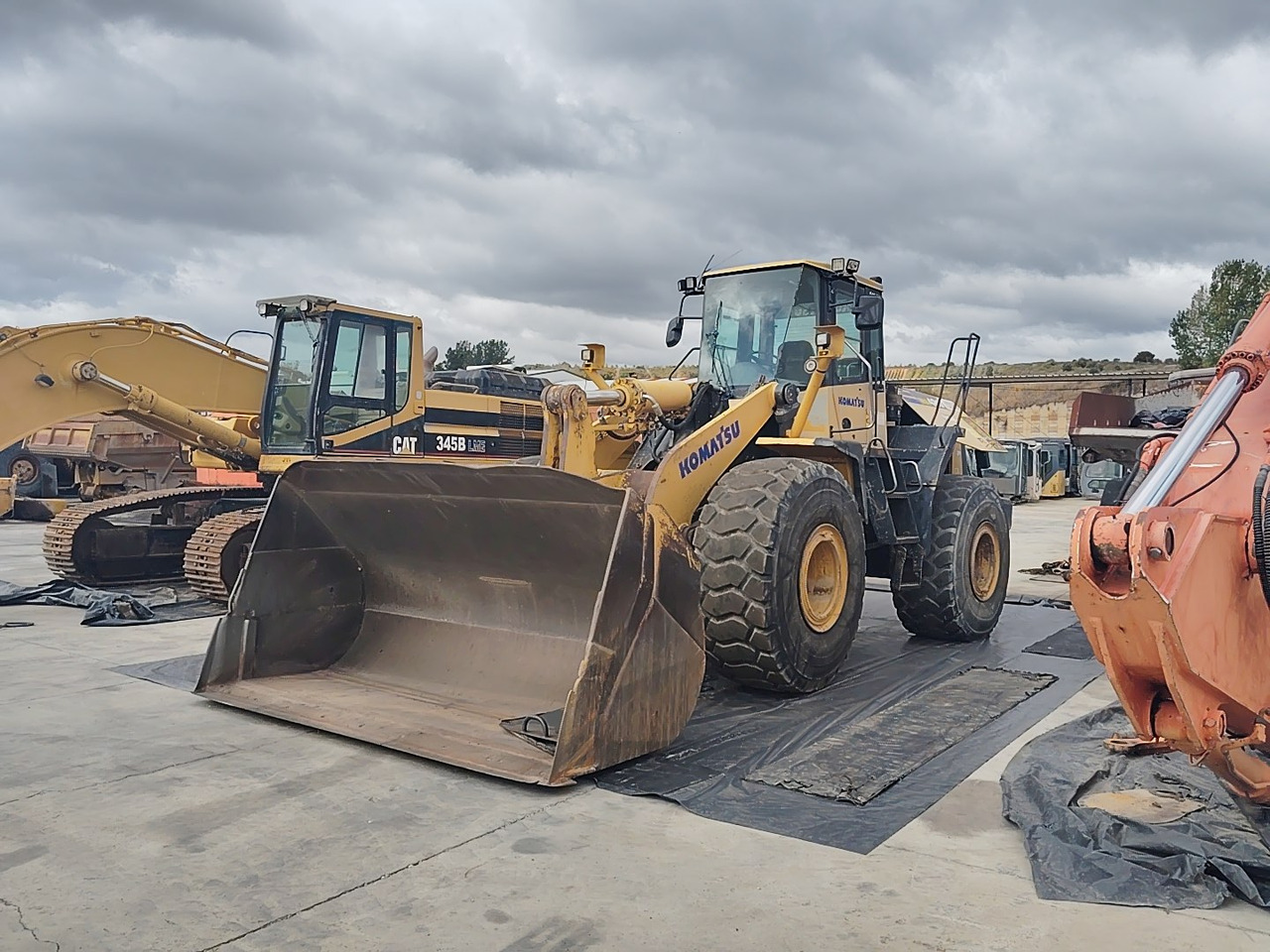 KOMATSU WA480-5H - Hjullastare: bild 1 KOMATSU WA480-5H - Hjullastare: bild 1