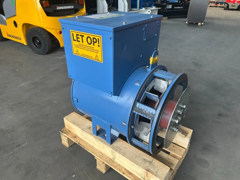 Evotec TCU228G 60 kVA generatordeel Alternator New ! Overstock - Elgenerator: bild 4 Evotec TCU228G 60 kVA generatordeel Alternator New ! Overstock - Elgenerator: bild 4