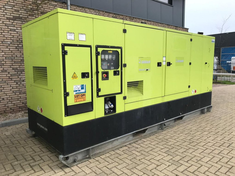 GESAN DTR 500 kVA Supersilent DTR 500 kVA MTU Leroy Somer 500 Supersilent generatorset - Elgenerator: bild 2 GESAN DTR 500 kVA Supersilent DTR 500 kVA MTU Leroy Somer 500 Supersilent generatorset - Elgenerator: bild 2