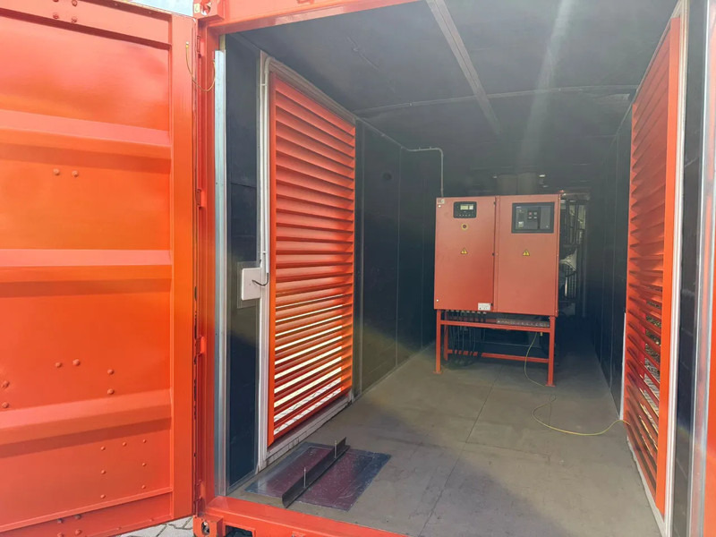 Grupel Baudouin 2200 kVA Silent generatorset in 40 ft container Overstock New ! - Elgenerator: bild 4 Grupel Baudouin 2200 kVA Silent generatorset in 40 ft container Overstock New ! - Elgenerator: bild 4
