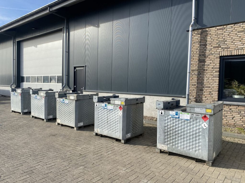 IBC Rietberg 1000 liter IBC Dieseltank Gegalvaniseerd - Lagringstank: bild 4 IBC Rietberg 1000 liter IBC Dieseltank Gegalvaniseerd - Lagringstank: bild 4