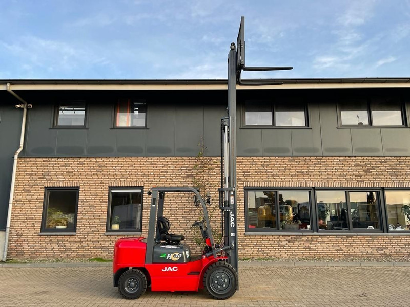 Isuzu JAC CPCD30 3 ton Triplex Freelift Sideshift Diesel Heftruck New ! - Dieseltruck: bild 4 Isuzu JAC CPCD30 3 ton Triplex Freelift Sideshift Diesel Heftruck New ! - Dieseltruck: bild 4