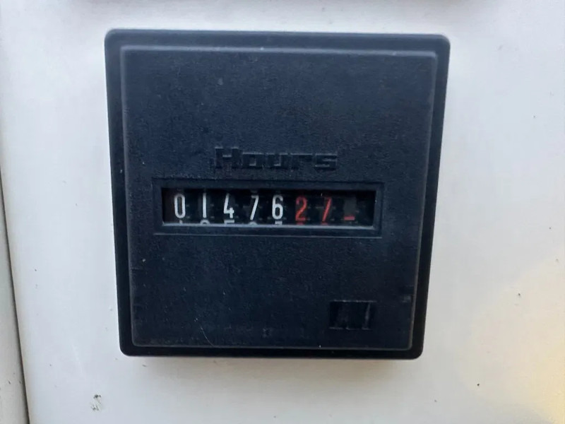 Iveco 8061 SI 07.05 A 550 Marelli 100 kVA noodstroom generatorset - Elgenerator: bild 4 Iveco 8061 SI 07.05 A 550 Marelli 100 kVA noodstroom generatorset - Elgenerator: bild 4