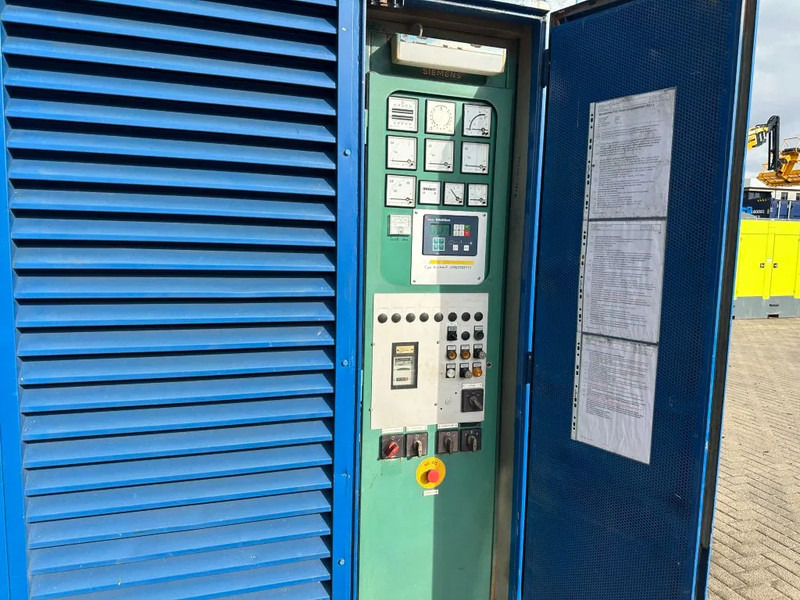 MTU 450 kVA Supersilent generatorset in 20 ft container aggregaat - Elgenerator: bild 5 MTU 450 kVA Supersilent generatorset in 20 ft container aggregaat - Elgenerator: bild 5