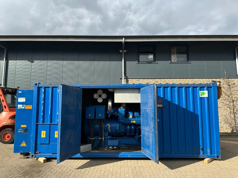 MTU 450 kVA Supersilent generatorset in 20 ft container aggregaat - Elgenerator: bild 3 MTU 450 kVA Supersilent generatorset in 20 ft container aggregaat - Elgenerator: bild 3