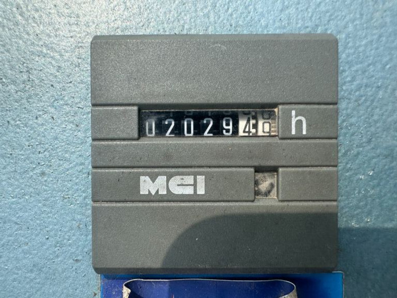 POYAUD Poyaud Unelec 630 kVA generatorset ex emergency - Elgenerator: bild 4 POYAUD Poyaud Unelec 630 kVA generatorset ex emergency - Elgenerator: bild 4