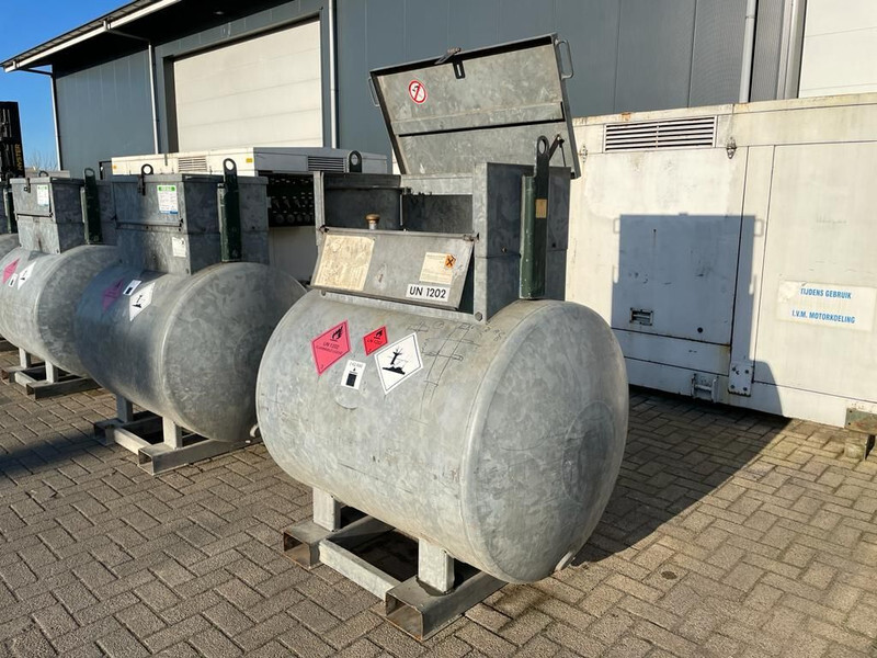 Dieseltank Rietberg 1000 liter Dieseltank Gegalvaniseerd IBC met keuring ! - Lagringstank: bild 2 Dieseltank Rietberg 1000 liter Dieseltank Gegalvaniseerd IBC met keuring ! - Lagringstank: bild 2