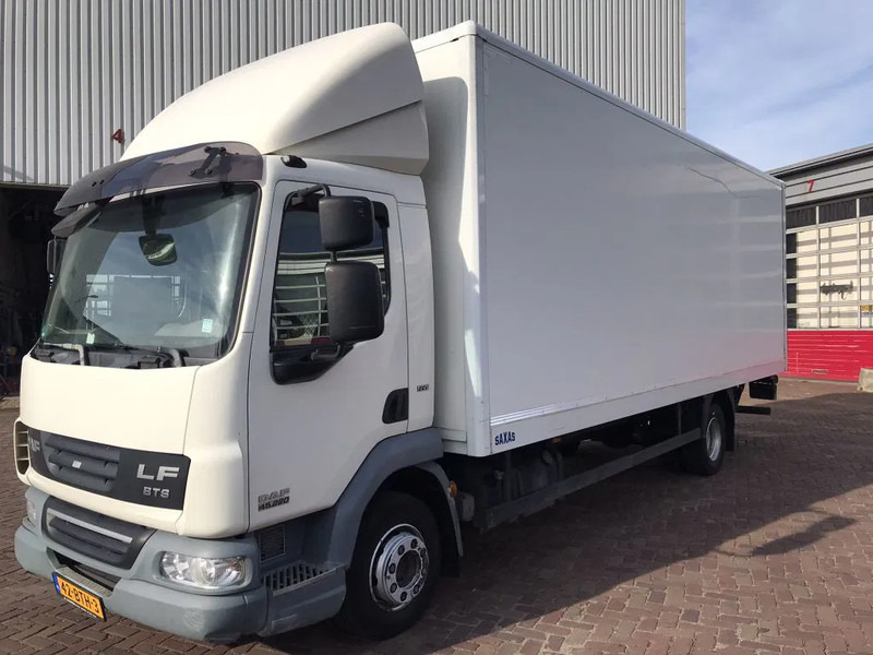 DAF LF 45 12.220 EURO 5 EEV - Lastbil med skåp: bild 1 DAF LF 45 12.220 EURO 5 EEV - Lastbil med skåp: bild 1