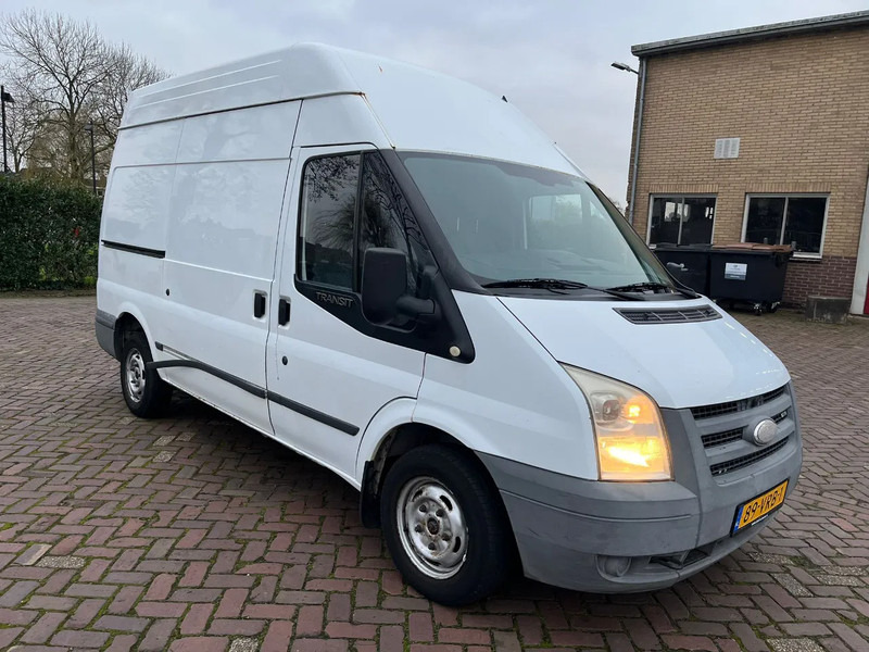 Ford Transit 280M FD VAN 85 HR 4.23 - Små skåpbil: bild 1 Ford Transit 280M FD VAN 85 HR 4.23 - Små skåpbil: bild 1