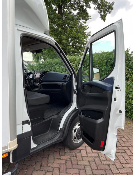 Volymskåp, Dubbelhytt transportbil Iveco Daily 35C16 Achterdeuren nieuwe motor +distributieriem bij 253480 KM op 02-05-2024: bild 13