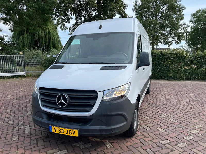 Mercedes-Benz Sprinter 317 1.9 CDI L2H1 - Skåpbil, Dubbelhytt transportbil: bild 2 Mercedes-Benz Sprinter 317 1.9 CDI L2H1 - Skåpbil, Dubbelhytt transportbil: bild 2