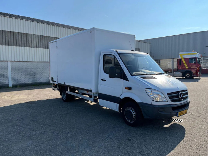 Mercedes-Benz Sprinter 513 2.2 CDI - Volymskåp, Dubbelhytt transportbil: bild 5 Mercedes-Benz Sprinter 513 2.2 CDI - Volymskåp, Dubbelhytt transportbil: bild 5