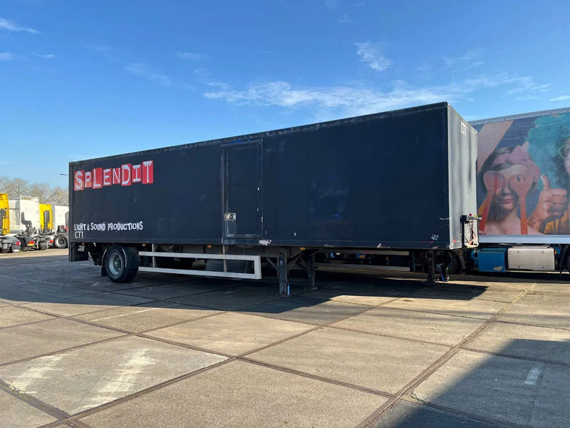 Netam-Fruehauf ONCRK 22110 - Skåp semitrailer: bild 2 Netam-Fruehauf ONCRK 22110 - Skåp semitrailer: bild 2