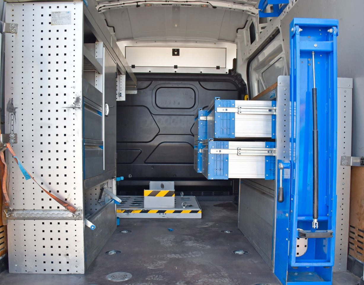 Skåpbil Ford TRANSIT 2.2 * Kastenwagen * 4x4: bild 6 Skåpbil Ford TRANSIT 2.2 * Kastenwagen * 4x4: bild 6