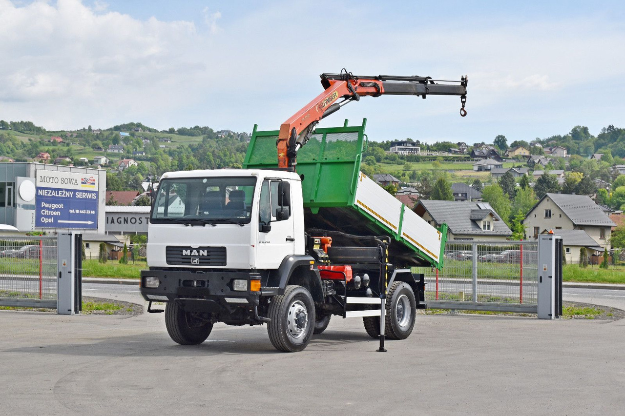 MAN LE 18.280 Kipper 3,70 m + PK 9501 /4x4 - Tippbil lastbil, Kranbil: bild 2 MAN LE 18.280 Kipper 3,70 m + PK 9501 /4x4 - Tippbil lastbil, Kranbil: bild 2