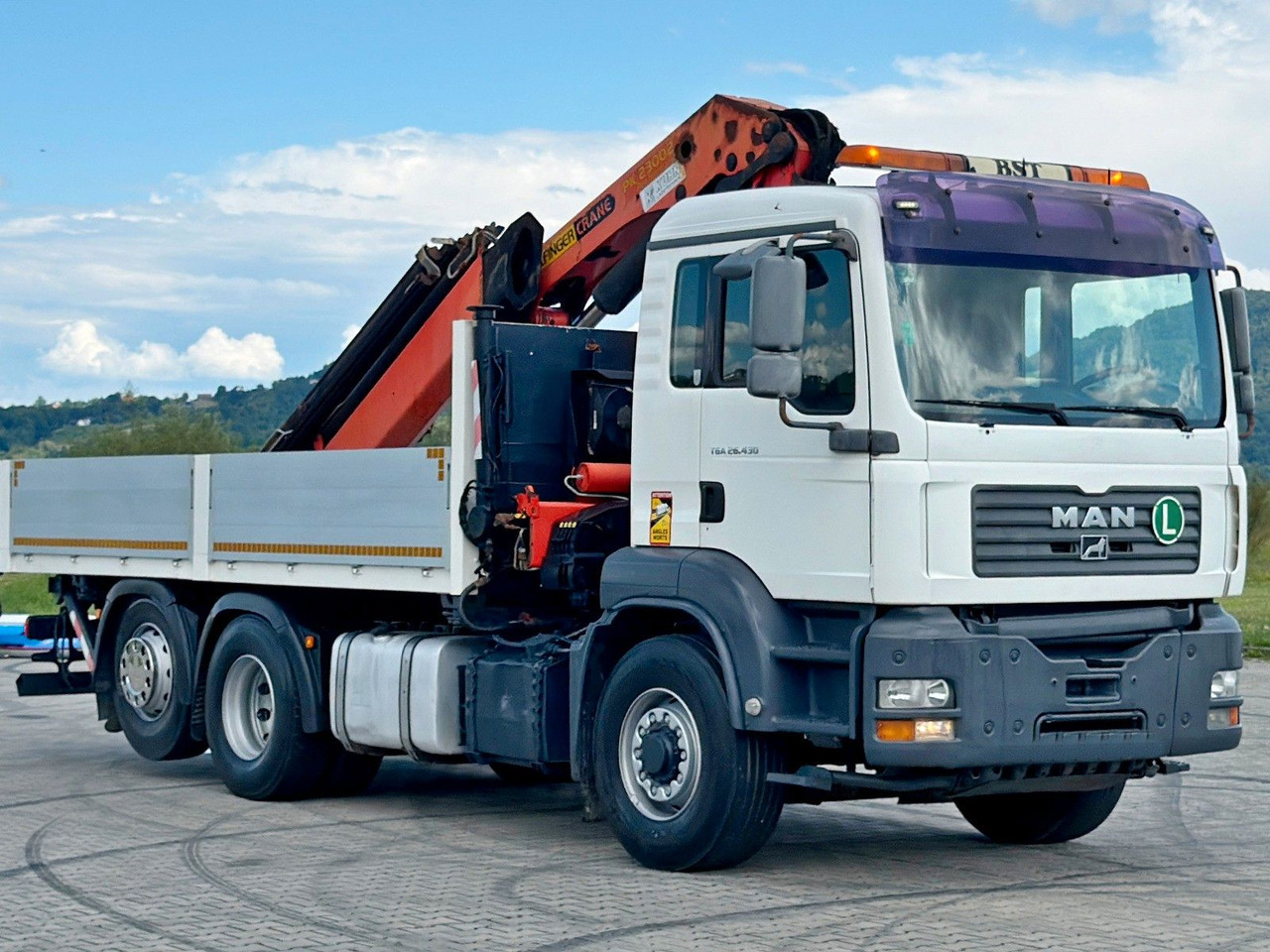 MAN TGA 26.430 Pritsche 5,50m + KRAN+ FUNK/6-4H2 MAN TGA 26.430 * PK 23002 + FUNK/6-4H2 - Kranbil: bild 3 MAN TGA 26.430 Pritsche 5,50m + KRAN+ FUNK/6-4H2 MAN TGA 26.430 * PK 23002 + FUNK/6-4H2 - Kranbil: bild 3