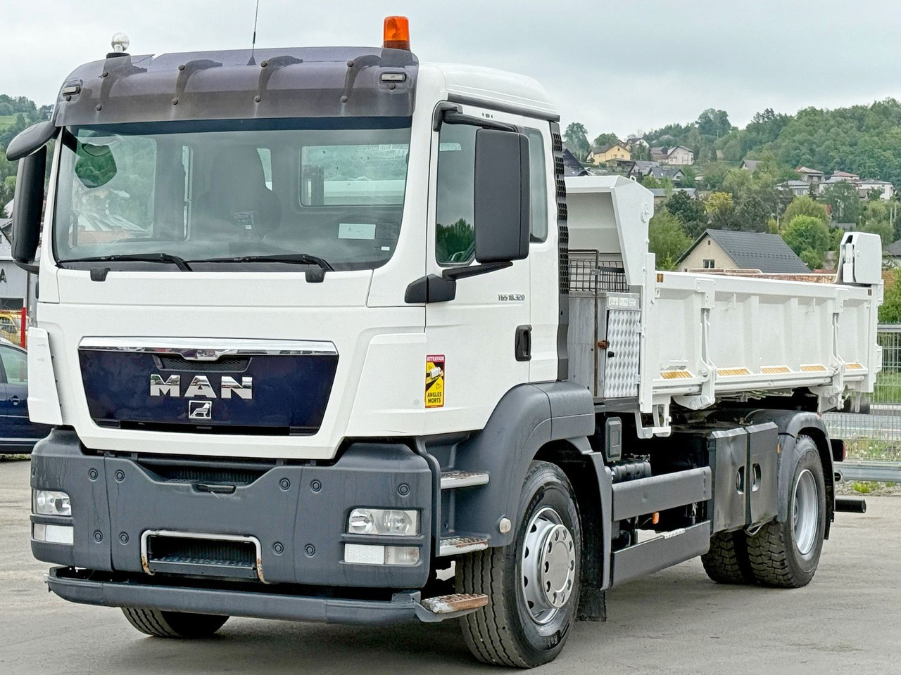 Tippbil lastbil, Kranbil MAN TGS 18.320 * KIPPER 4,95m + BORDMATIC*TOPZUSTAND: bild 6