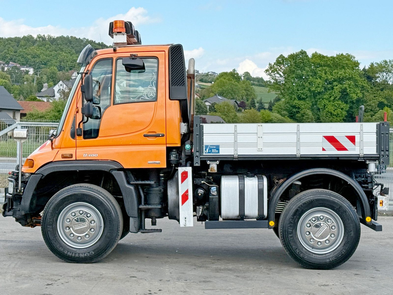 Mercedes-Benz UNIMOG 400 * KIPPER 2,40 * 4x4 * TOPZUSTAND - Tippbil lastbil: bild 4 Mercedes-Benz UNIMOG 400 * KIPPER 2,40 * 4x4 * TOPZUSTAND - Tippbil lastbil: bild 4