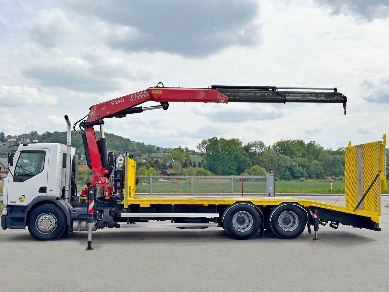 Renault PREMIUM 320 * FASSI F240B.22 + FUNK* TOP - Bärgningsbil: bild 5 Renault PREMIUM 320 * FASSI F240B.22 + FUNK* TOP - Bärgningsbil: bild 5
