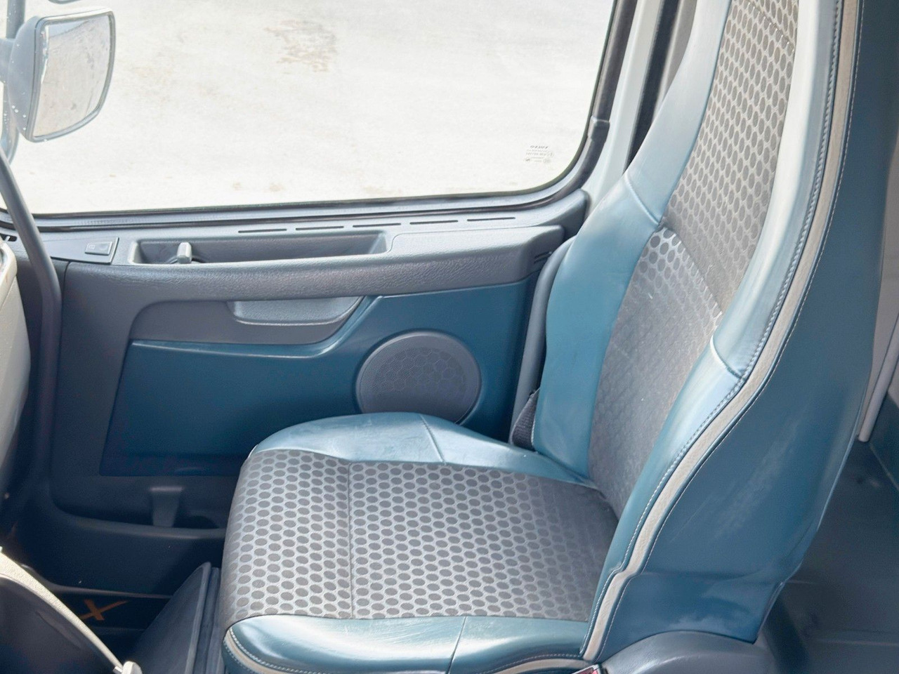 Leasa  Volvo FMX 460 Kipper 6,40m + PALFINGER PK 18002 EH D Volvo FMX 460 Kipper 6,40m + PALFINGER PK 18002 EH D: bild 10