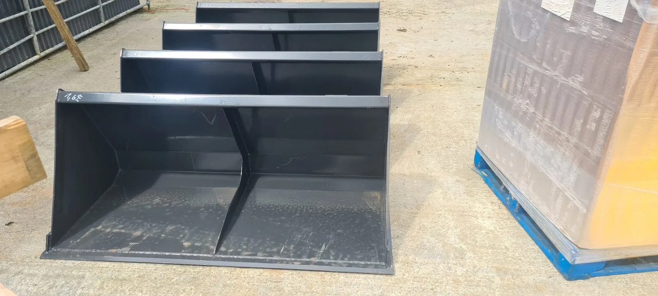 Front Loader Buckets - Lastarskopa: bild 4 Front Loader Buckets - Lastarskopa: bild 4