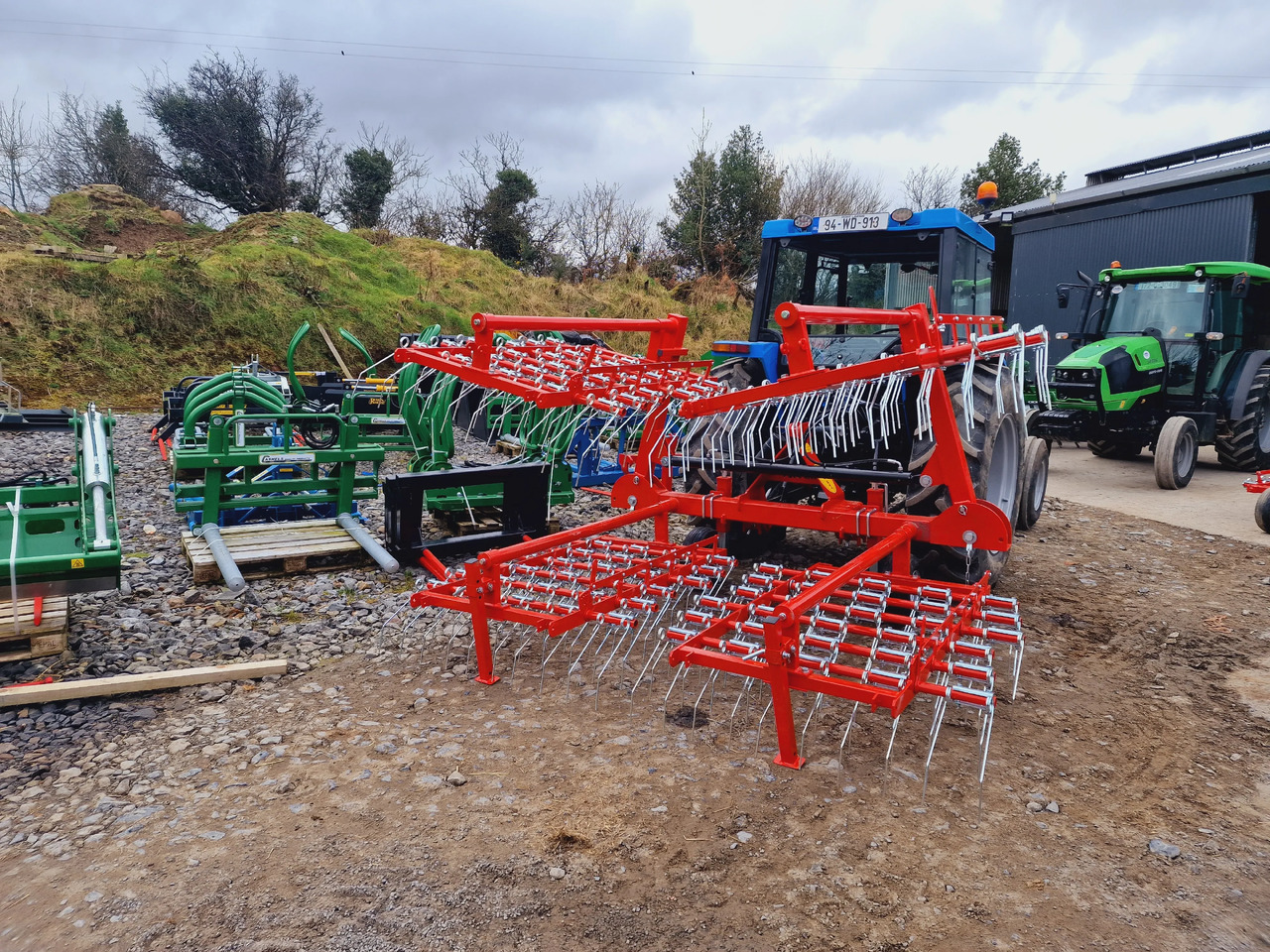 Jarmet 6 Metre Tine Harrow - Ogräsharv: bild 1 Jarmet 6 Metre Tine Harrow - Ogräsharv: bild 1