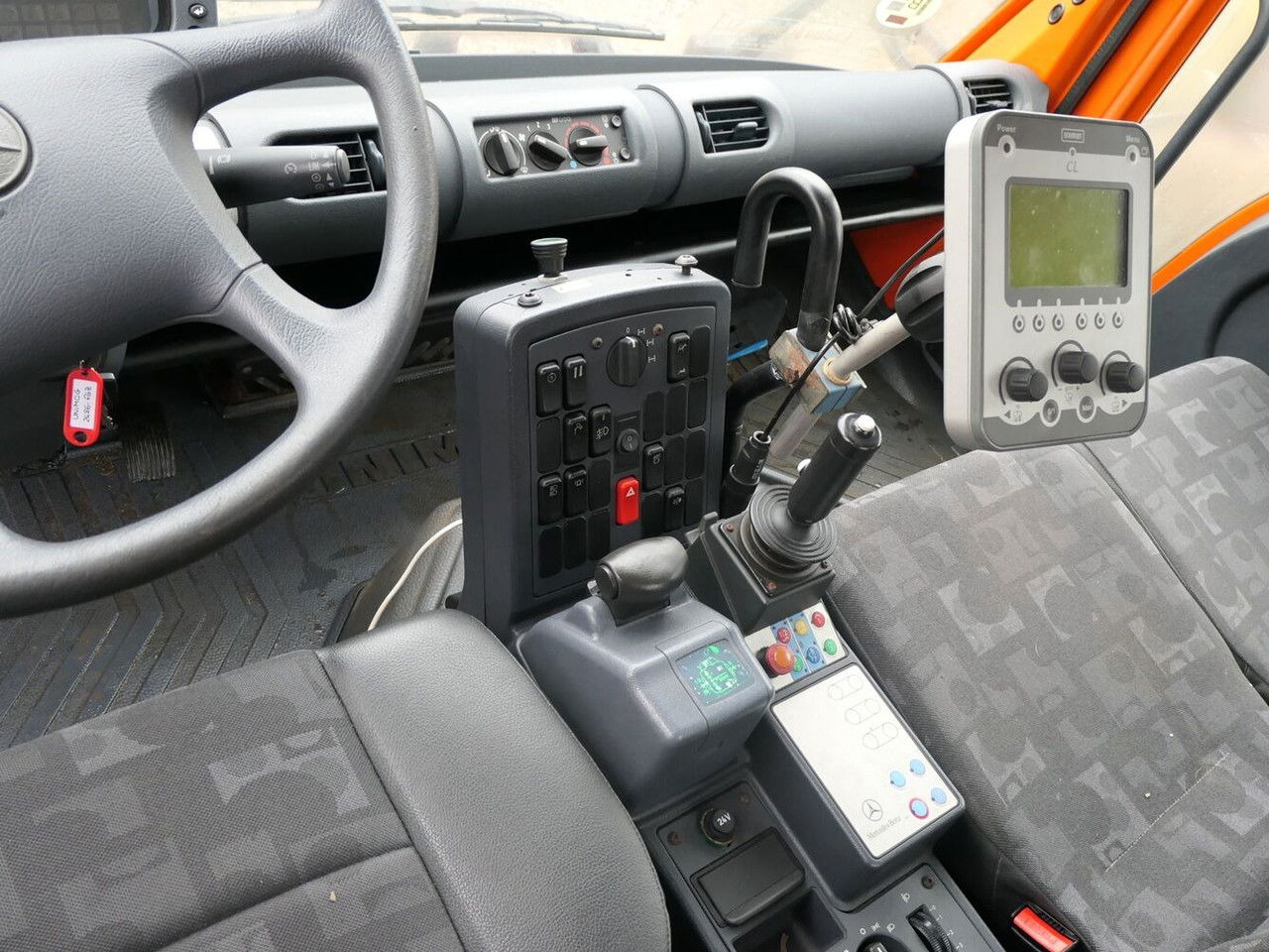 Plogbil Mercedes-Benz Unimog U500: bild 7