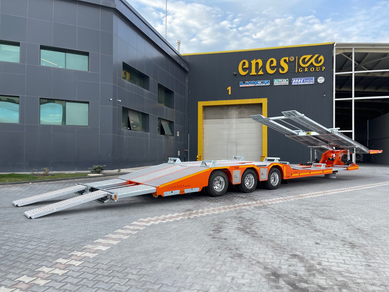 LIDER 2025 NEW Truck and Auto Carrier - Biltransportbil semitrailer: bild 1 LIDER 2025 NEW Truck and Auto Carrier - Biltransportbil semitrailer: bild 1