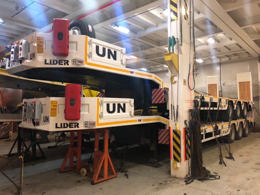 LIDER 2025 READY IN STOCK 50 TONS CAPACITY LOWBED - Låg lastare semitrailer: bild 2 LIDER 2025 READY IN STOCK 50 TONS CAPACITY LOWBED - Låg lastare semitrailer: bild 2