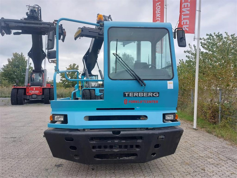 Terberg YT182 - Terminaltraktor: bild 5 Terberg YT182 - Terminaltraktor: bild 5