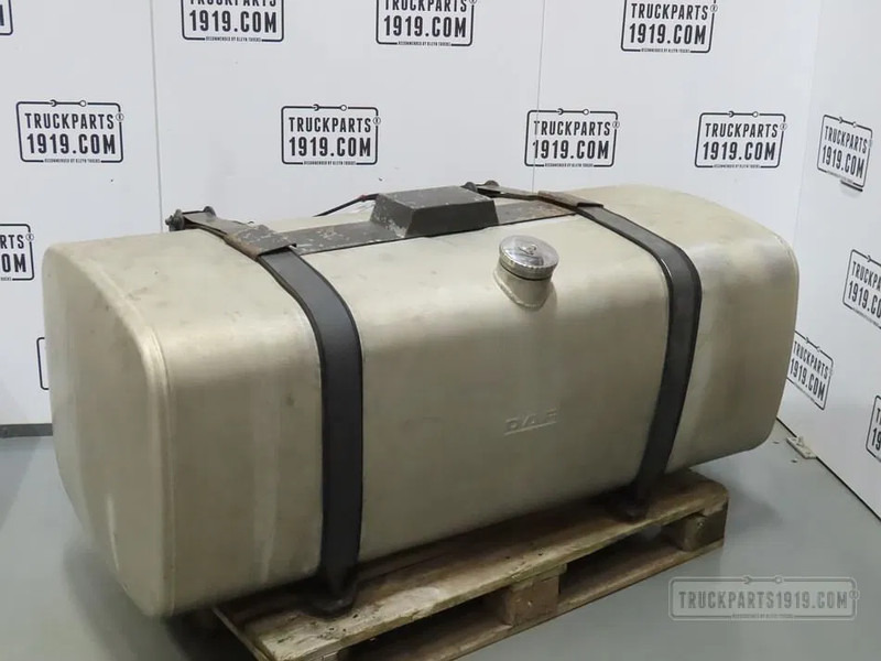 DAF 1949897 Brandstoftank + steunen 525L - Bränsletank för Lastbil: bild 1 DAF 1949897 Brandstoftank + steunen 525L - Bränsletank för Lastbil: bild 1