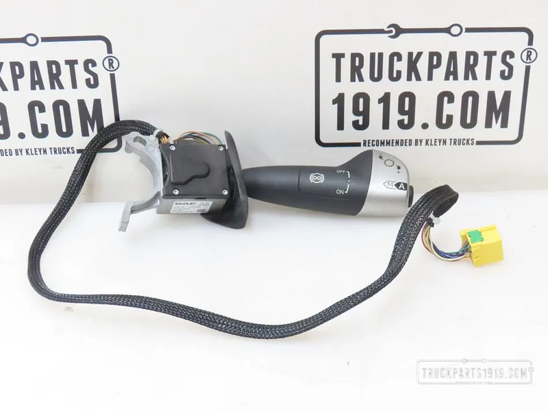 DAF 1954095 Stuurkolom schak. Re. DAF - Instrumentbräda för Lastbil: bild 1 DAF 1954095 Stuurkolom schak. Re. DAF - Instrumentbräda för Lastbil: bild 1