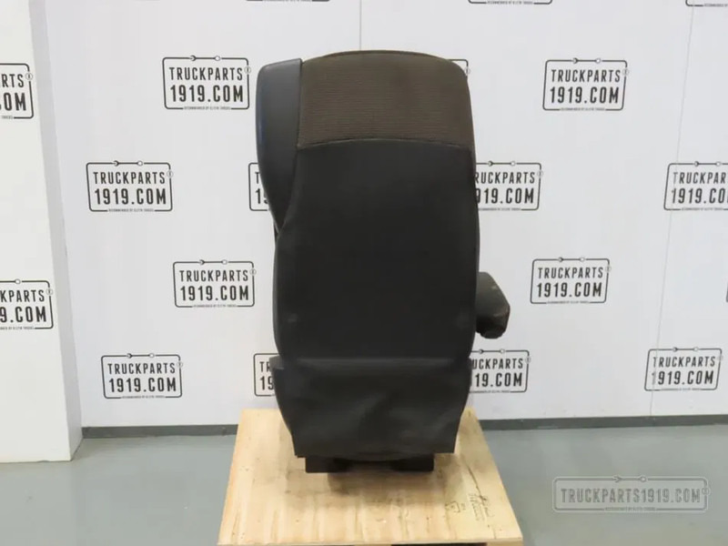DAF 1978966 Bestuurdersstoel DAF XF 106 - Säte för Lastbil: bild 2 DAF 1978966 Bestuurdersstoel DAF XF 106 - Säte för Lastbil: bild 2