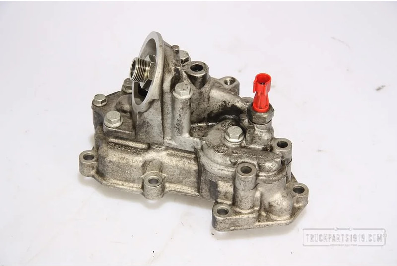 Iveco Engines & Parts Oliekoeler Iveco - Oljekylare för Lastbil: bild 1 Iveco Engines & Parts Oliekoeler Iveco - Oljekylare för Lastbil: bild 1