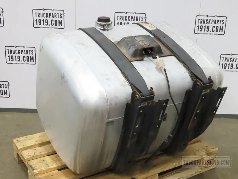 Mercedes-Benz 9604704203 Brandstoftank + steunen 430L - Bränsletank för Lastbil: bild 2 Mercedes-Benz 9604704203 Brandstoftank + steunen 430L - Bränsletank för Lastbil: bild 2