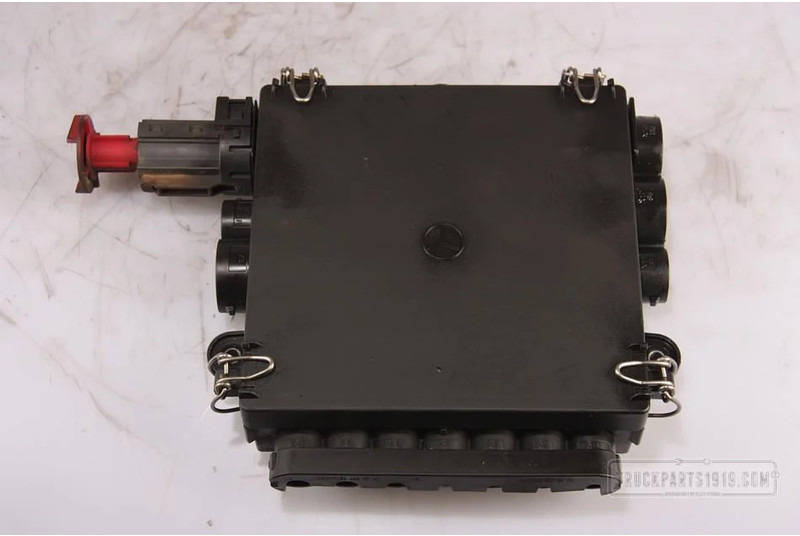 Mercedes-Benz Electrical System Zekeringen box MB MP4 - Säkring för Lastbil: bild 1 Mercedes-Benz Electrical System Zekeringen box MB MP4 - Säkring för Lastbil: bild 1