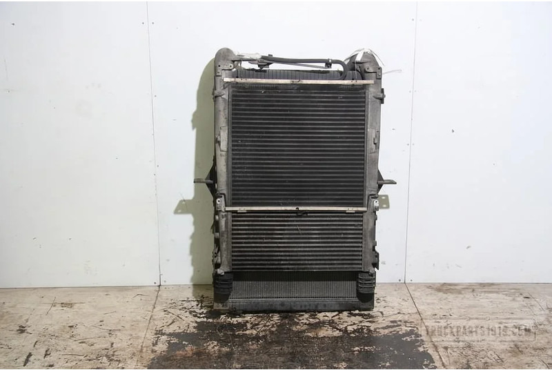 Renault Cooling System Radiateur Intercooler set - Kylare för Lastbil: bild 2 Renault Cooling System Radiateur Intercooler set - Kylare för Lastbil: bild 2